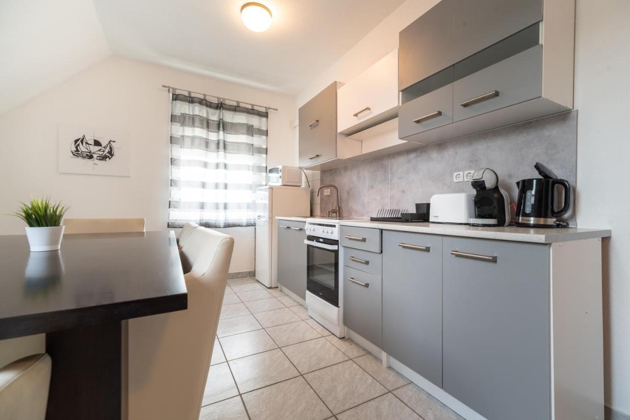 Grand Apartmanhaz Денешдиаш Экстерьер фото